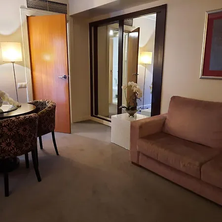 آز أمريكاس 4* أفيرو